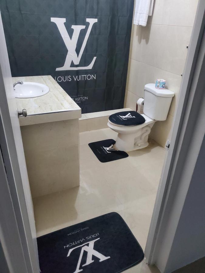 Comfy Guest Rooms 포트안토니오 외부 사진